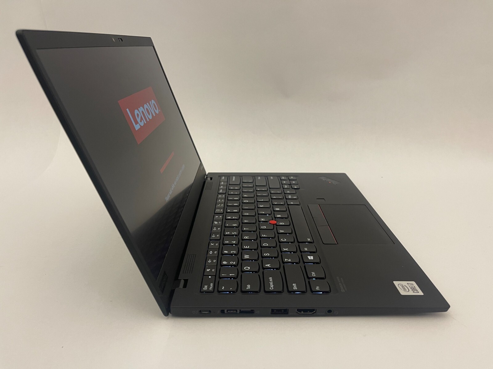 Lenovo ThinkPad X1 Carbon Gen 8 14