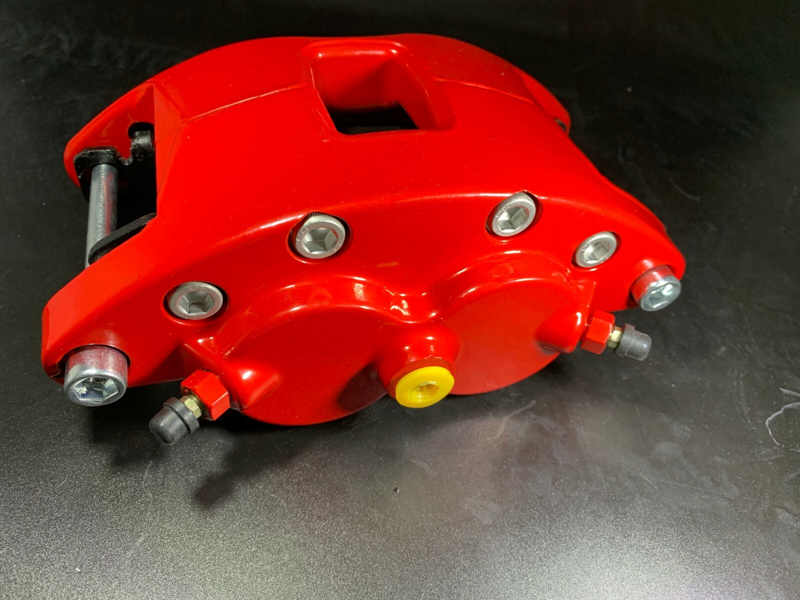 Aluminum GM Full Size brake calipers D52 pads (2) SS pistons