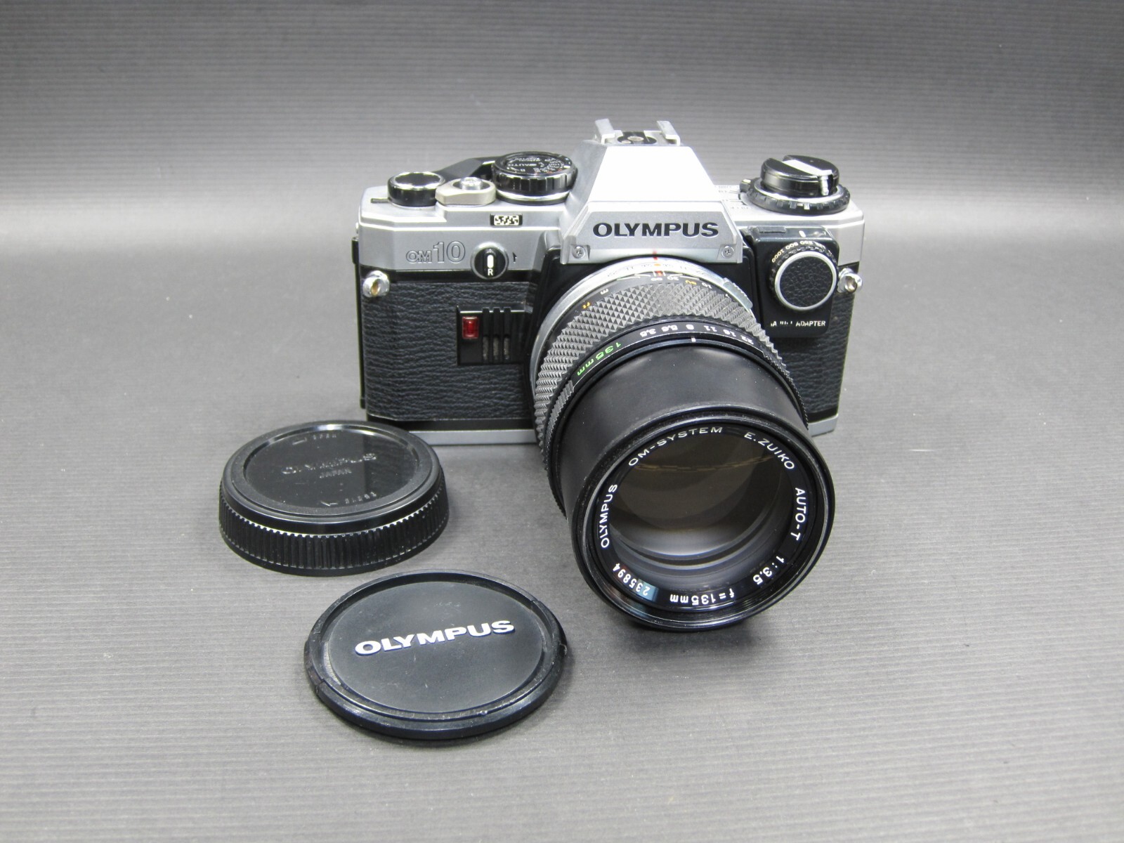 オリンパスOM10　オリンパス1:3.5 E.ZUIKO OLYMPUS OM10 35mm Film Camera w/ 50mm f/1.8 Zuiko Lens