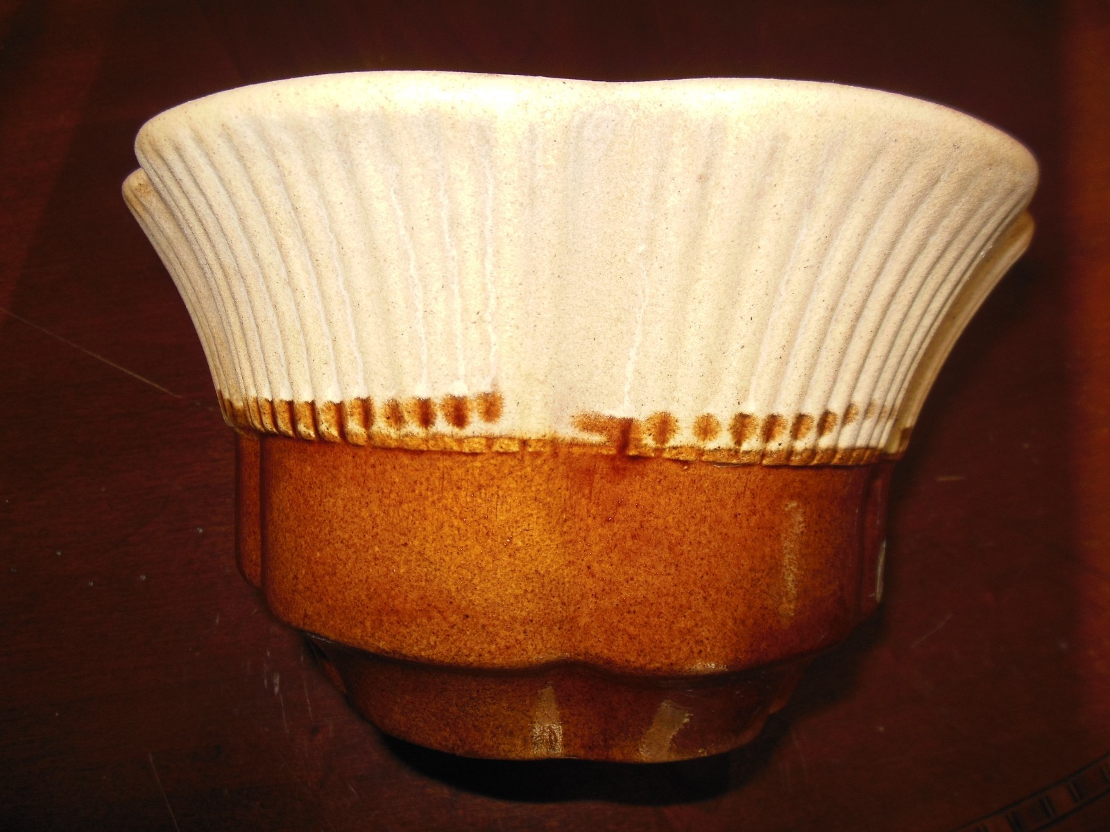 Haeger Pottery Brown Scallop Edge Planter USA 156
