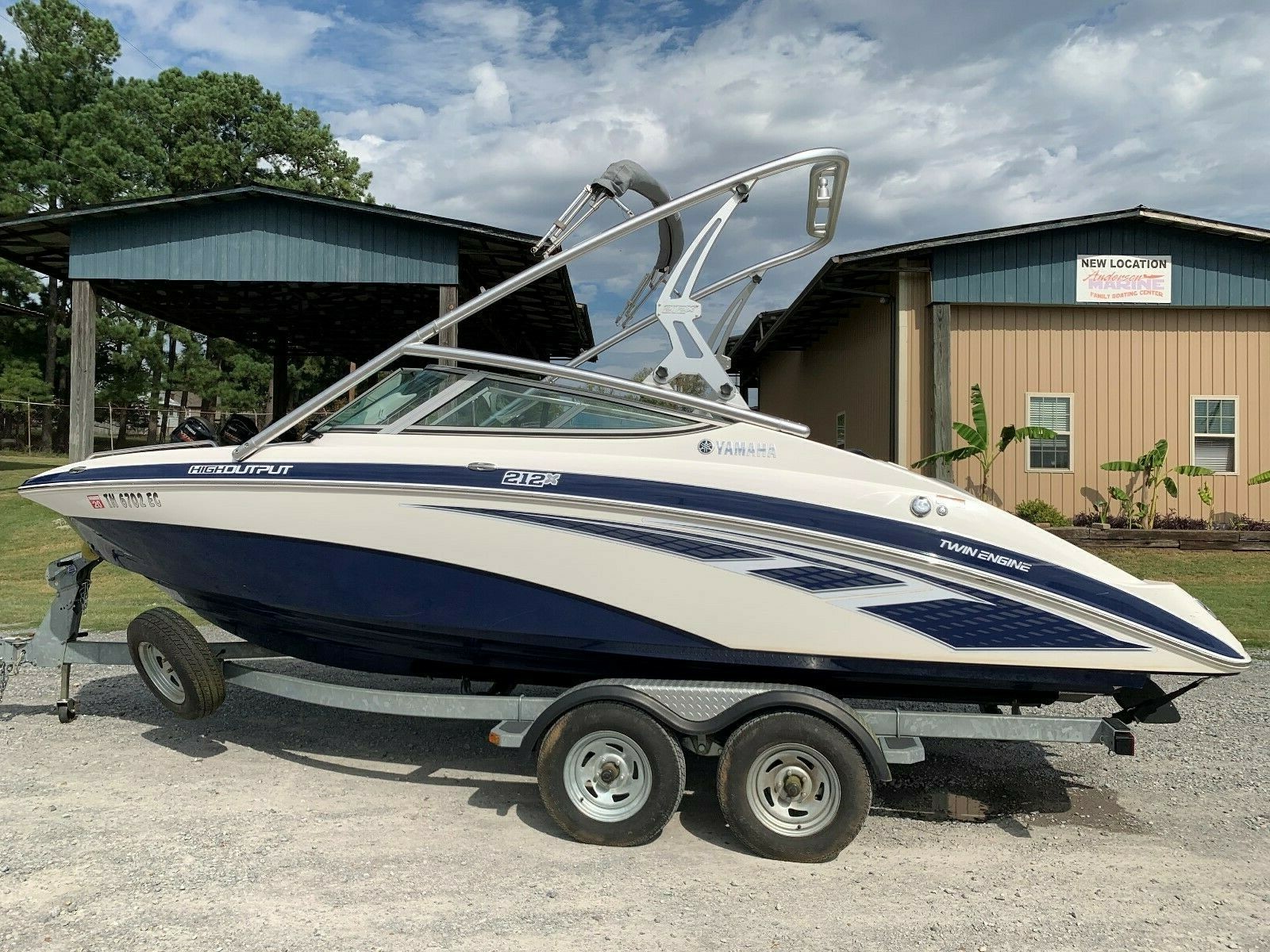 2012 Yamaha Jet Boat 212X Wake surf Yamaha Sport Boat Perfect Pass and Ballast