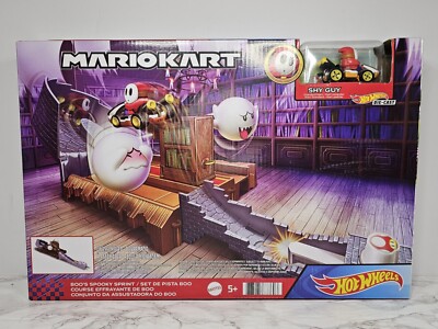 Hot Wheels Mario Kart Boo's Spooky Sprint Track Set w/ Shy Guy Racer Brand New!