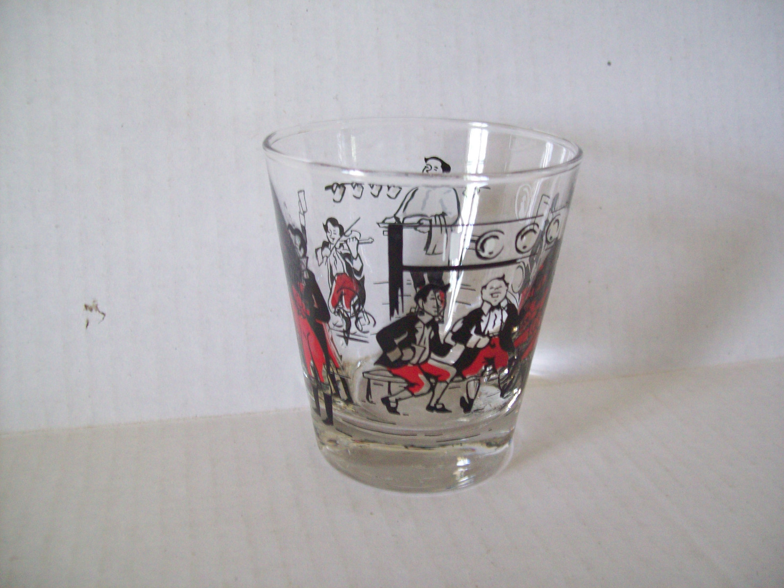 Libbey Pickwick Old Fashioned Rocks Glass tumbler Red Black bar scene 3.25