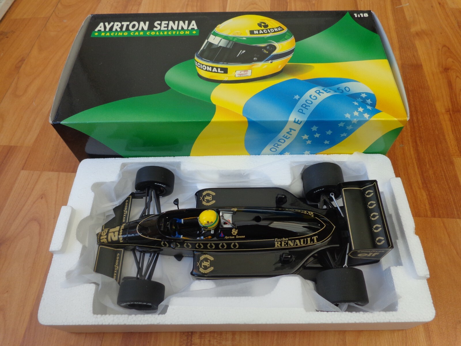 ミニカー MINICHAMPS LOTUS AYRTON SENNA 1986 18/1 Amazon | ミニチャンプス 1/18 ロータス F1 98T ルノー 1986#12