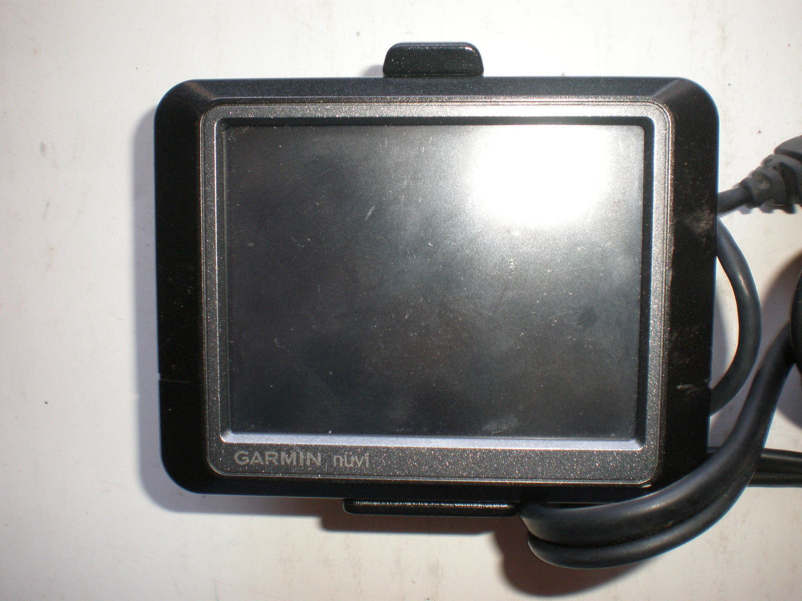 Garmin Nuvi 265W GPS Navigation System Bundle Bluetooth
