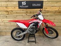 HONDA CRF 450 2017 MOTOCROSS BIKE FULL YOSHI PIPE