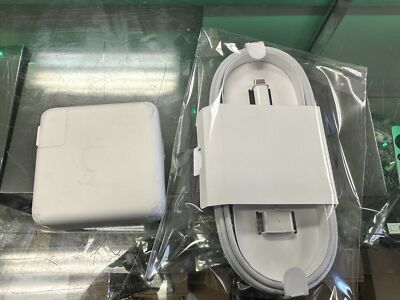 Q13 Apple純正 電源アダプタ 67W A2518 MagSafe 3 Genuine Apple 67W USB-C Power Adapter + MagSafe 3 Cable