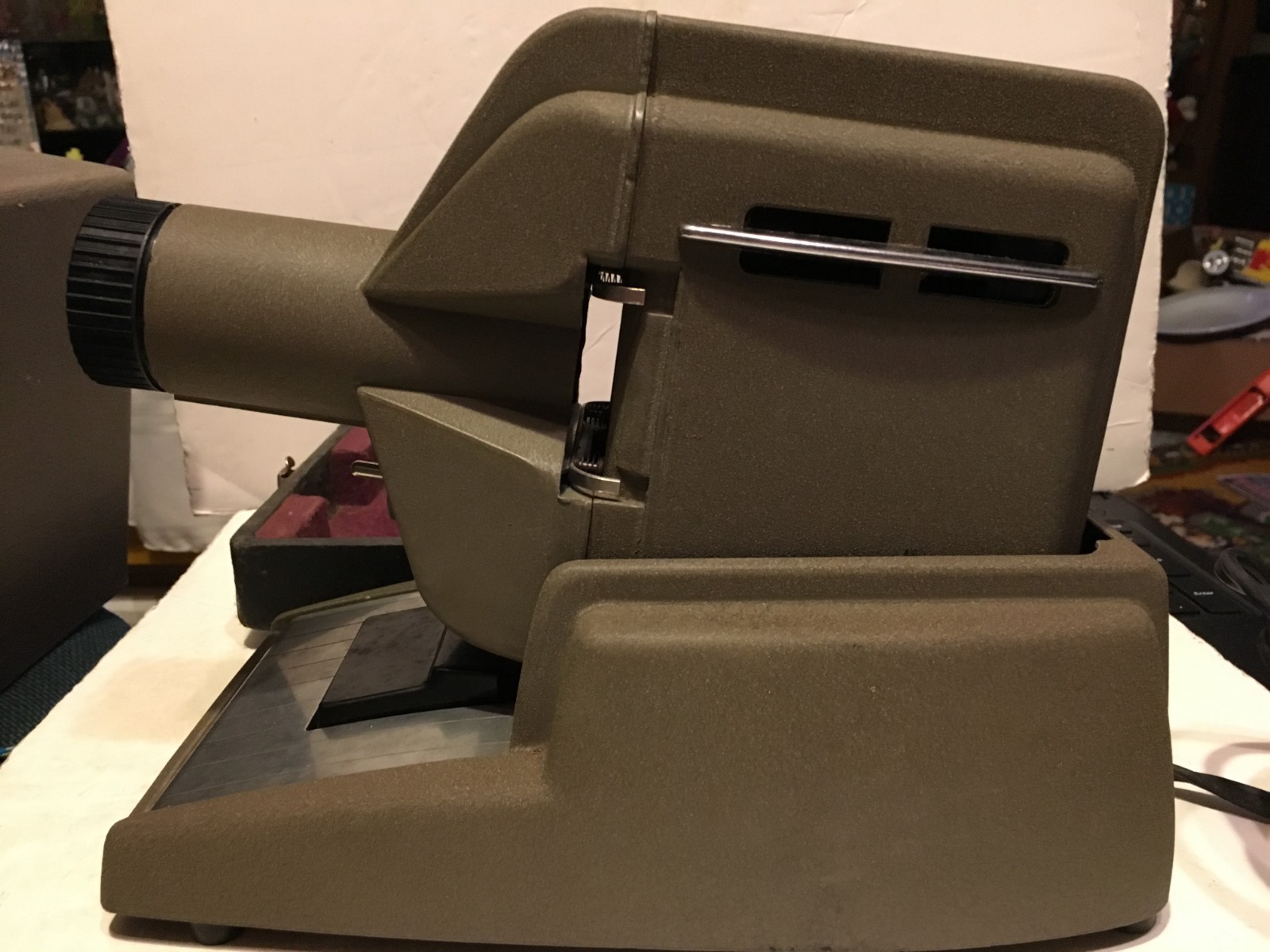 VINTAGE SKAN  PRE VIEWER PROJECTOR WITH CASE WORKS!!!