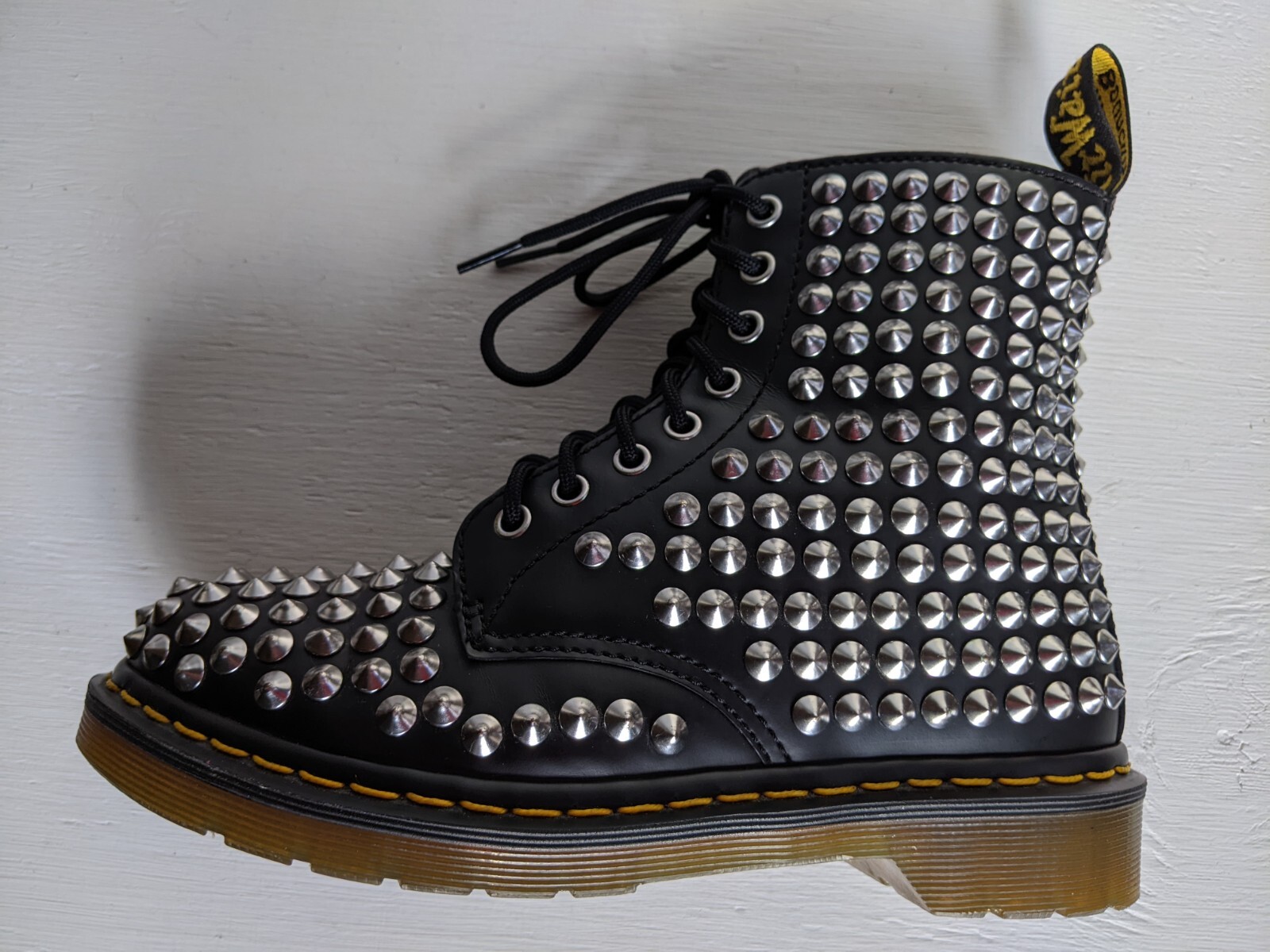 DOC DR MARTENS BLACK LEATHER CHROME SPIKE STUDDED BOOTS RARE DOC DR MARTENS BLACK LEATHER CHROME SPIKE STUDDED BOOTS RARE