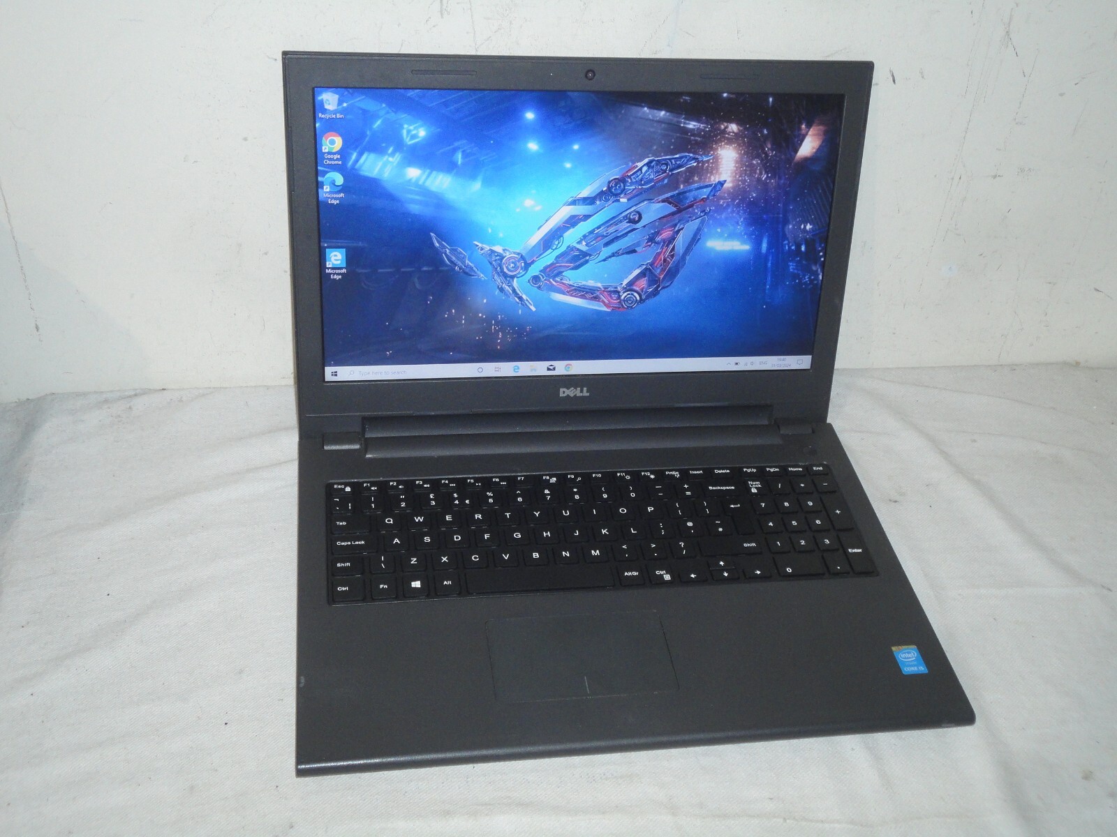 ハード王】Dell Vostro3558/Corei5-5200U/4GB/ストレージ無