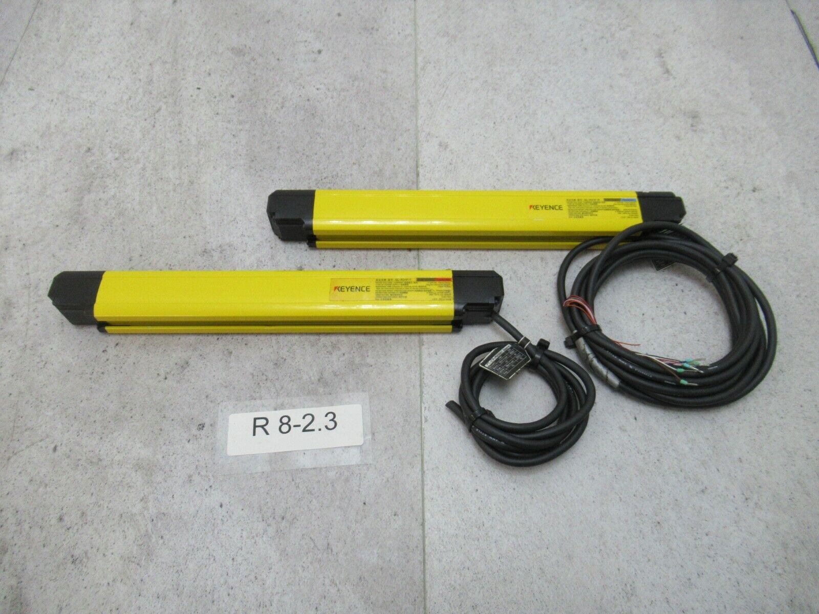 Keyence GL-R31F-R + Keyence GL-R31F-T Set Light Barrier Keyence GL-R31F-R + Keyence GL-R31F-T Set Light Barrier