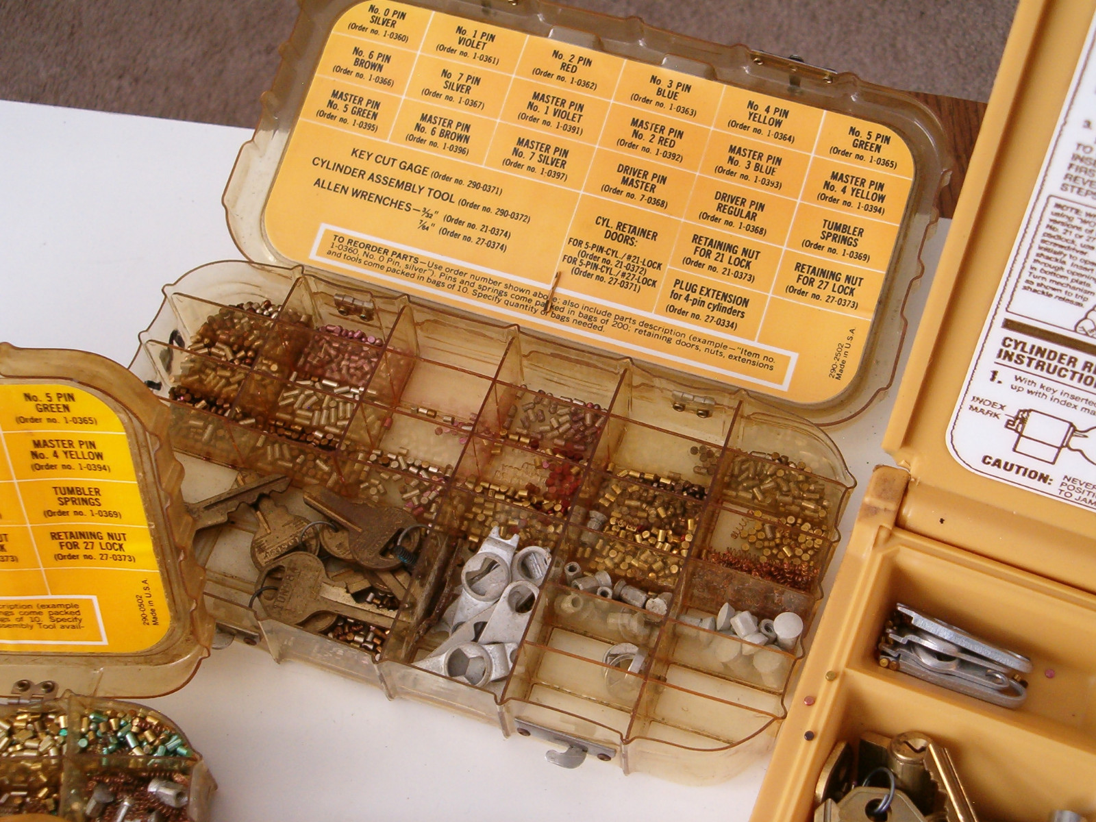 Master Lock Crimefighter Re-Keyable Kits for Locksmith Service 4 Boxes & Extras