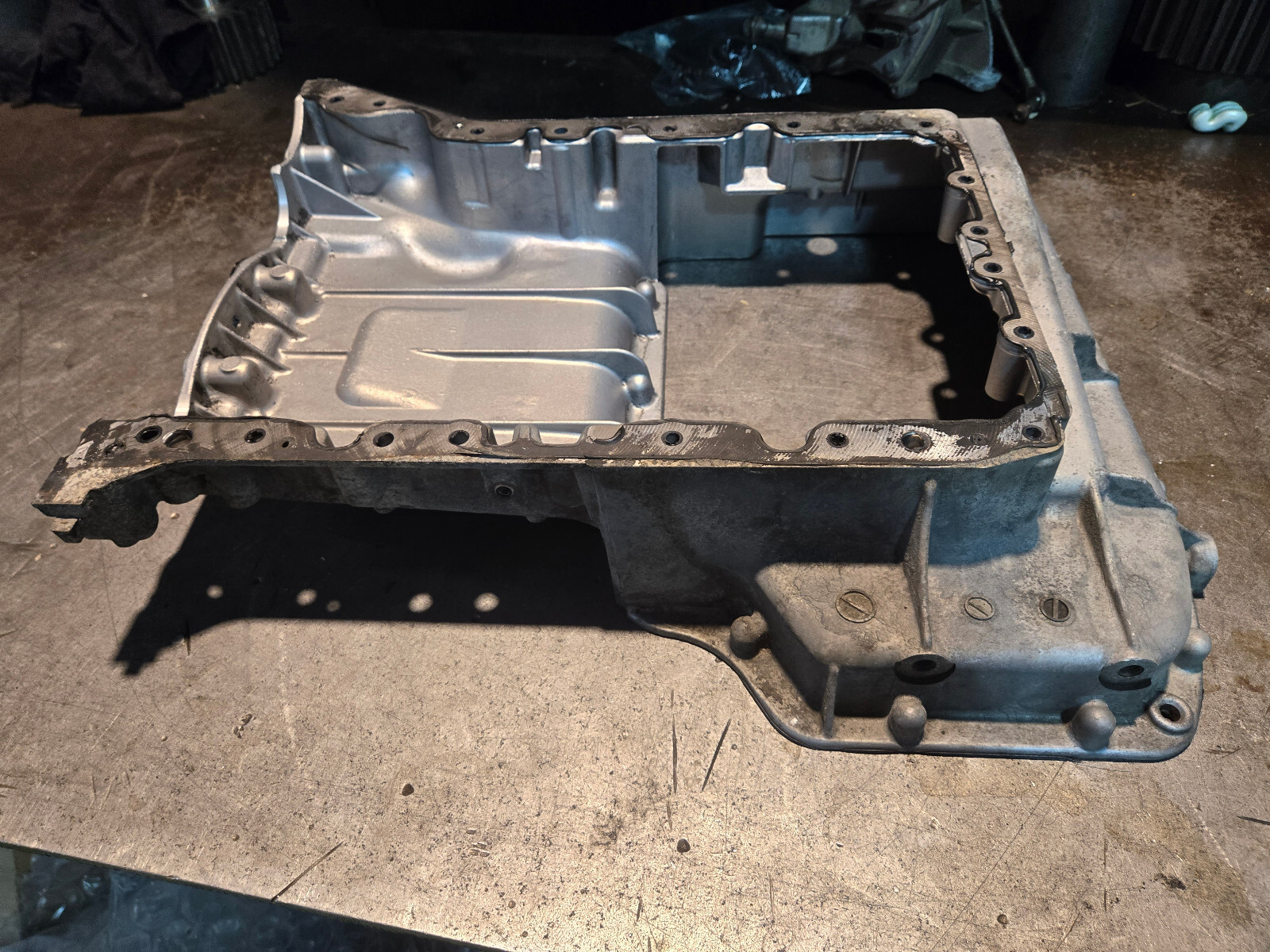 Mercedes Sprinter W906 Oil Pan Top A6510140800 - Picture 14 of 14
