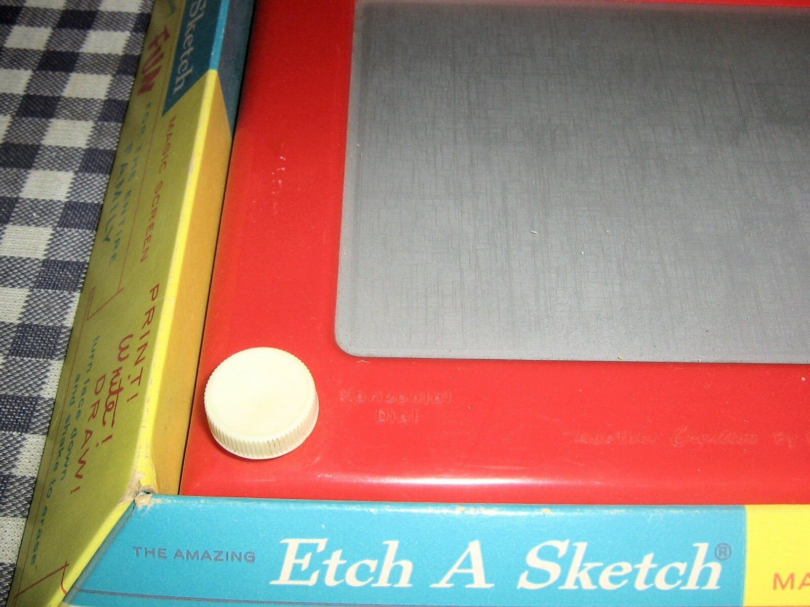 Vintage Etch A Sketch Classic Drawing Toy Kids Play Travel Toddler,Ohio Art,Box
