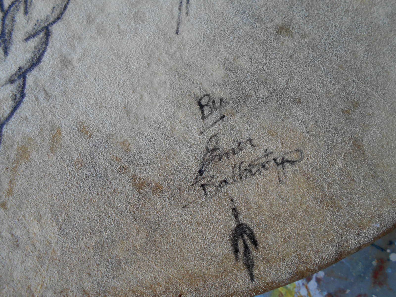 Plains Indian drum Saskatchewan   signed   very nice fine sound . no beater