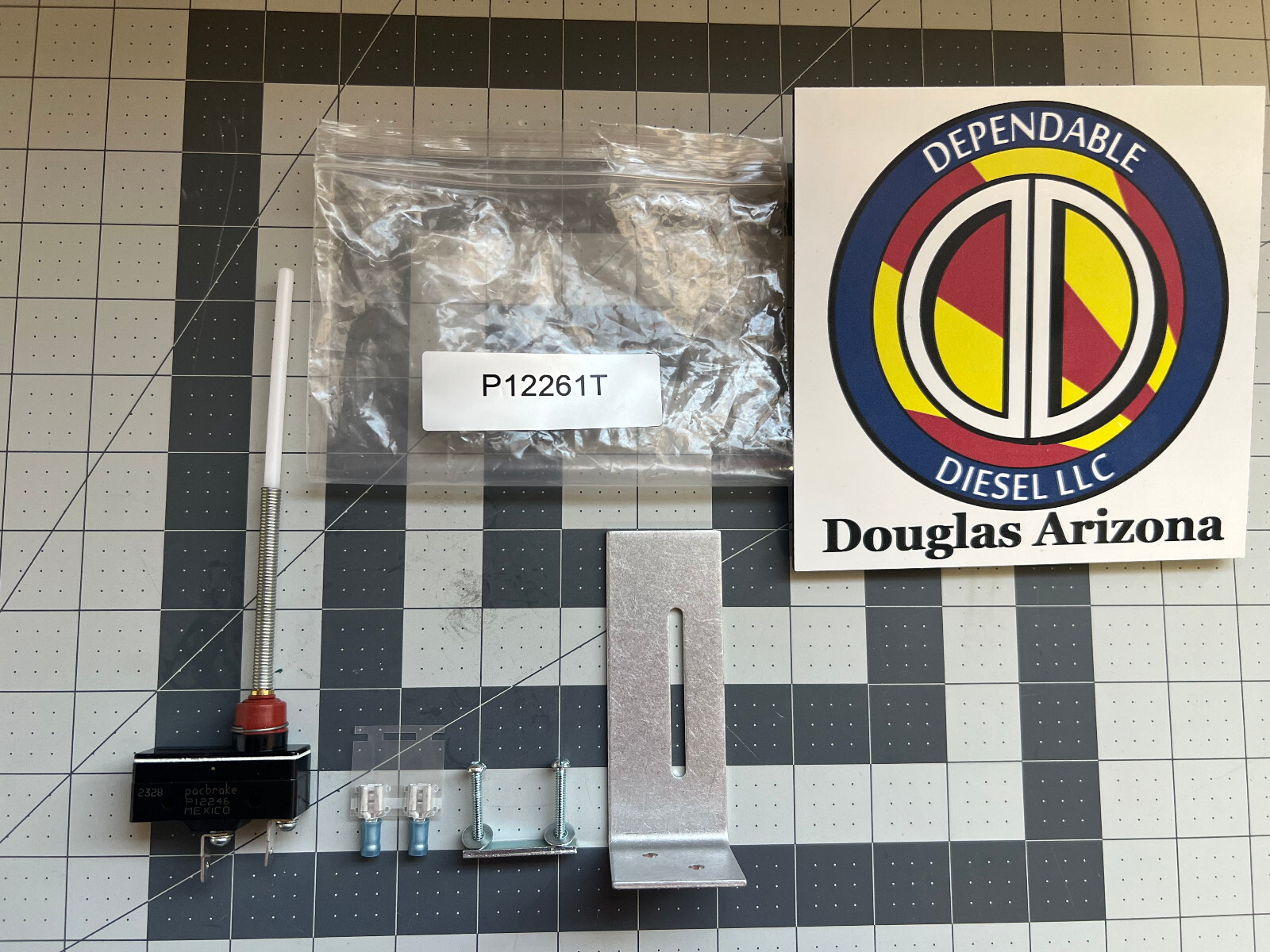 ハッチ Amazon.com: Exmark 126-0624 Clutch Pigtail Harness Turf