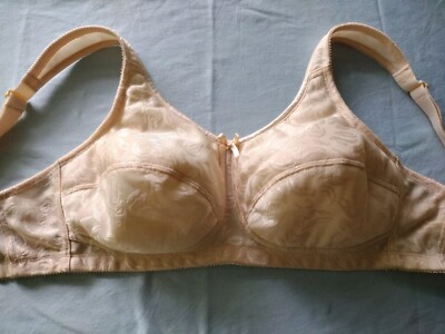 AMOENA 34 D~ Soft Cup 2133 ELLA~ Contour Jacquard Wireless Mastectomy Bra~ #2178