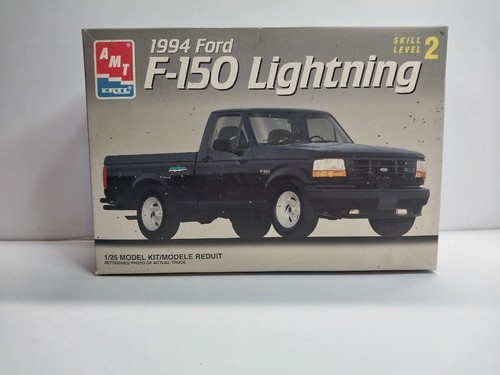 amt 1/25 1994 ford f-150 とレンジャー セット Amazon.com: AMT 1994 Ford F-150 Lightning Pickup 2T 1:25