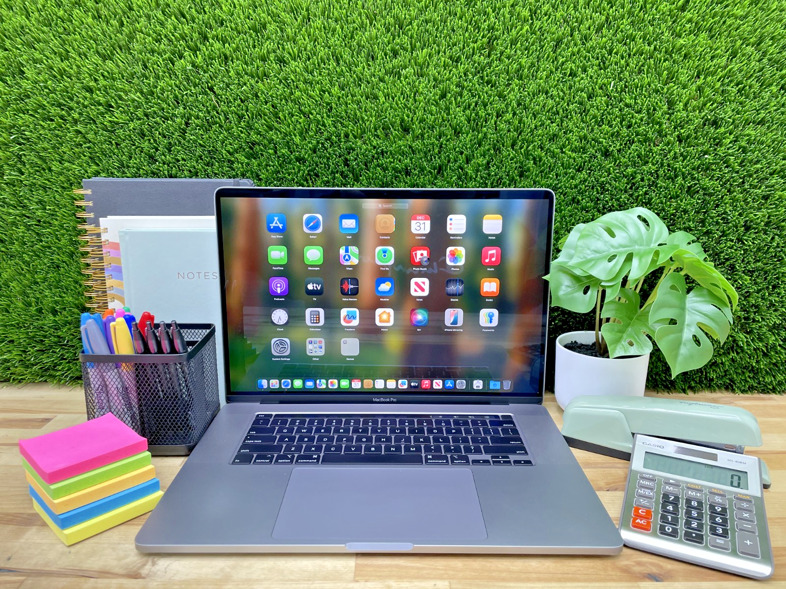 MacBookPro16インチ 2019 i9/32GB/1TB Amazon.com: Apple MacBook Pro 2019 with 2.3GHz Intel Core i9