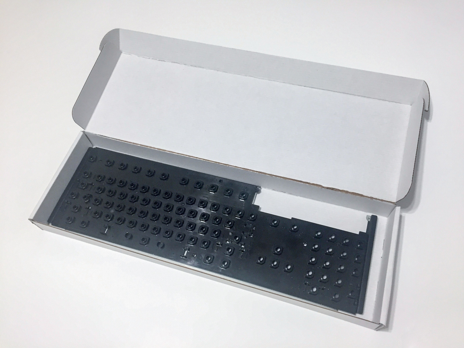 COMMODORE AMIGA 2000; Amiga 3000; Amiga 4000 KEYBOARD PLATES REPLACEMENT