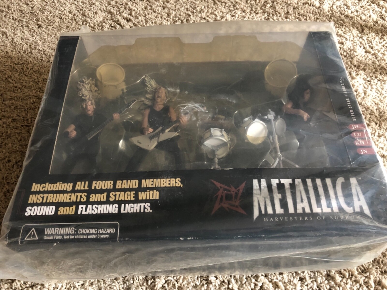 Metallica Harvester of Sorrow full stage and figures