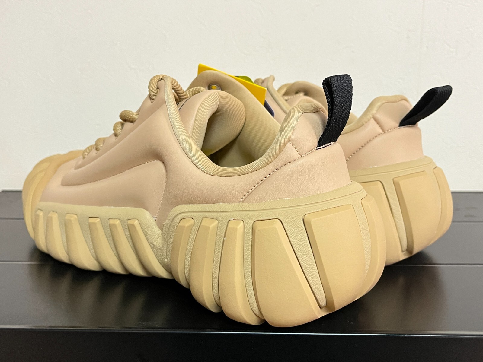 Pre-owned Onitsuka Tiger Dentigre Puff ( Desert ) 1183c147.200 [unisex] Casual Authentic In Yellow