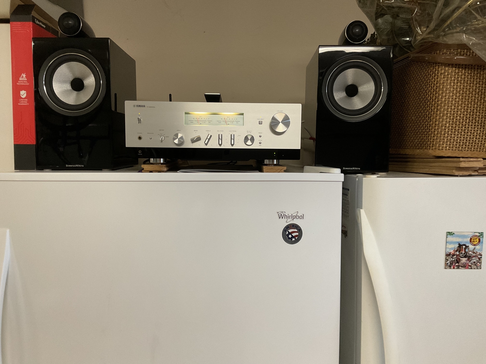 Bowers & Wilkins 705 S2 2-way Speakers - Pair of Speakers | eBay Bowers & Wilkins 705 S2 2-way Speakers - Pair of Speakers | eBay