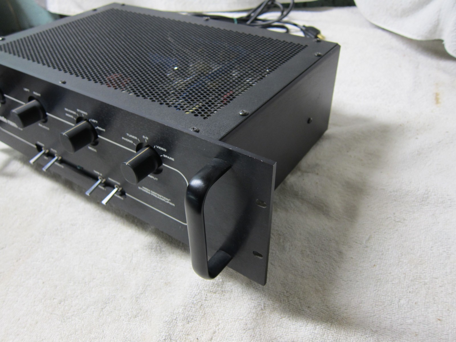 AUDIO RESEARCH SP9 STEREO TUBE PREAMPLIFIER, FUNCTIONS AS DESIGNED!! VERY NICE!!