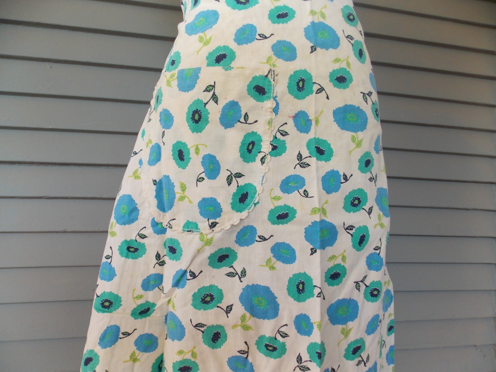 Vintage Handmade Half Apron Blue Flowers on White Ric Rac Trim