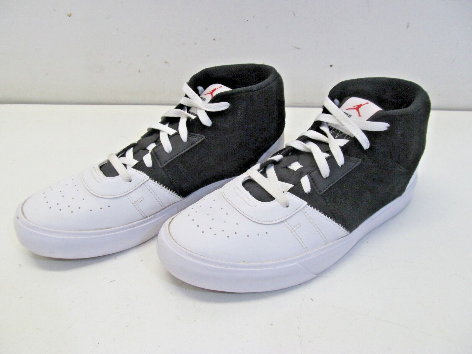 Air Jordan Series Mid Casual Shoes Black White DA8026-061
