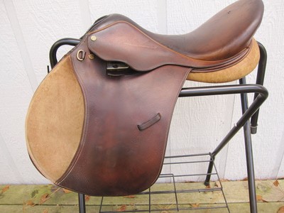 Saddle Saddle