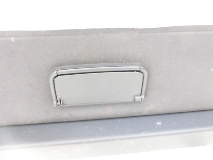 Volvo V60 D4 10-13 Kombi Laderaumabdeckung Rollo Hutablage Kofferraum Volvo V60 D4 10-13 24.03.2011 3912195 gebraucht Vorschau 6