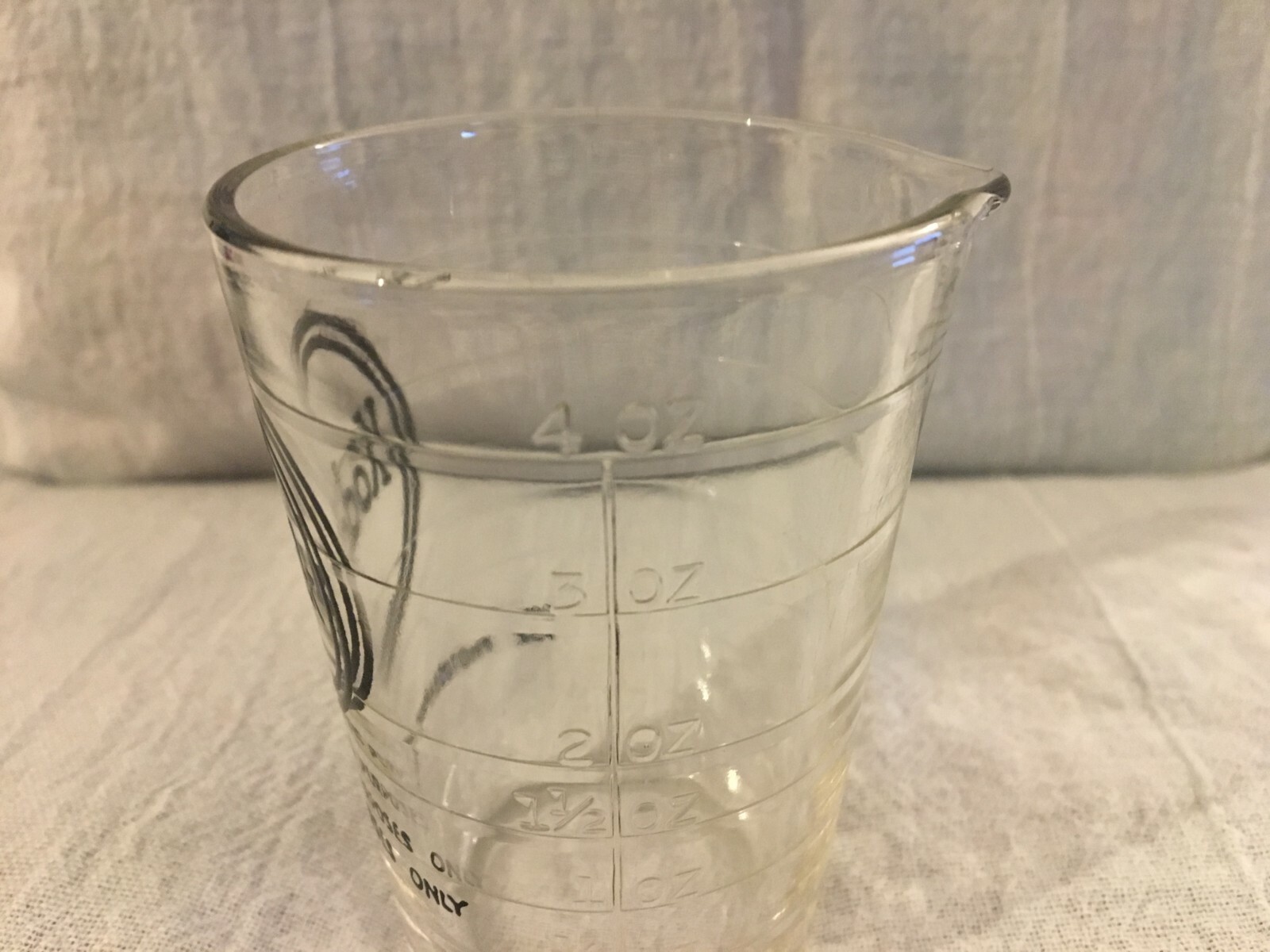 Vintage Kodak For Photographic Purposes Only Glass Measuring Cup/Beaker 4 oz
