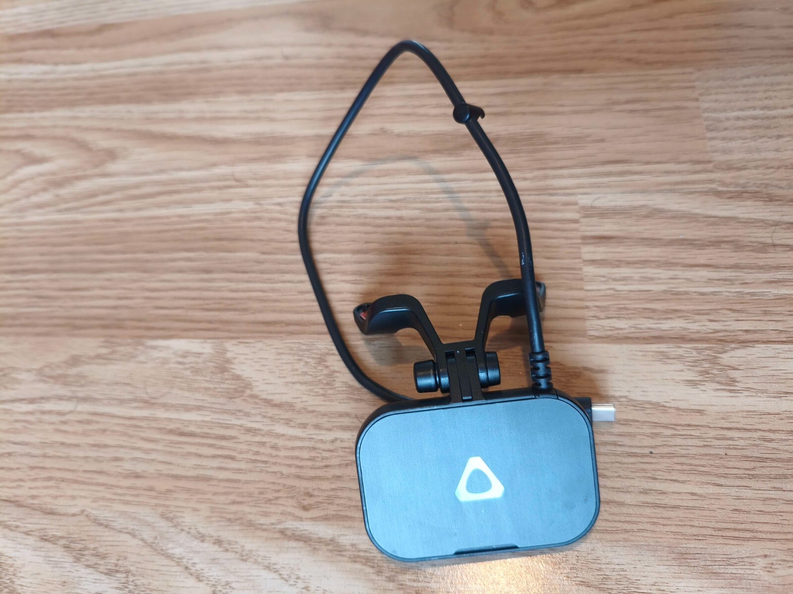 HTC Vive Facial Tracker (Face Tracker) - Hardly used, very