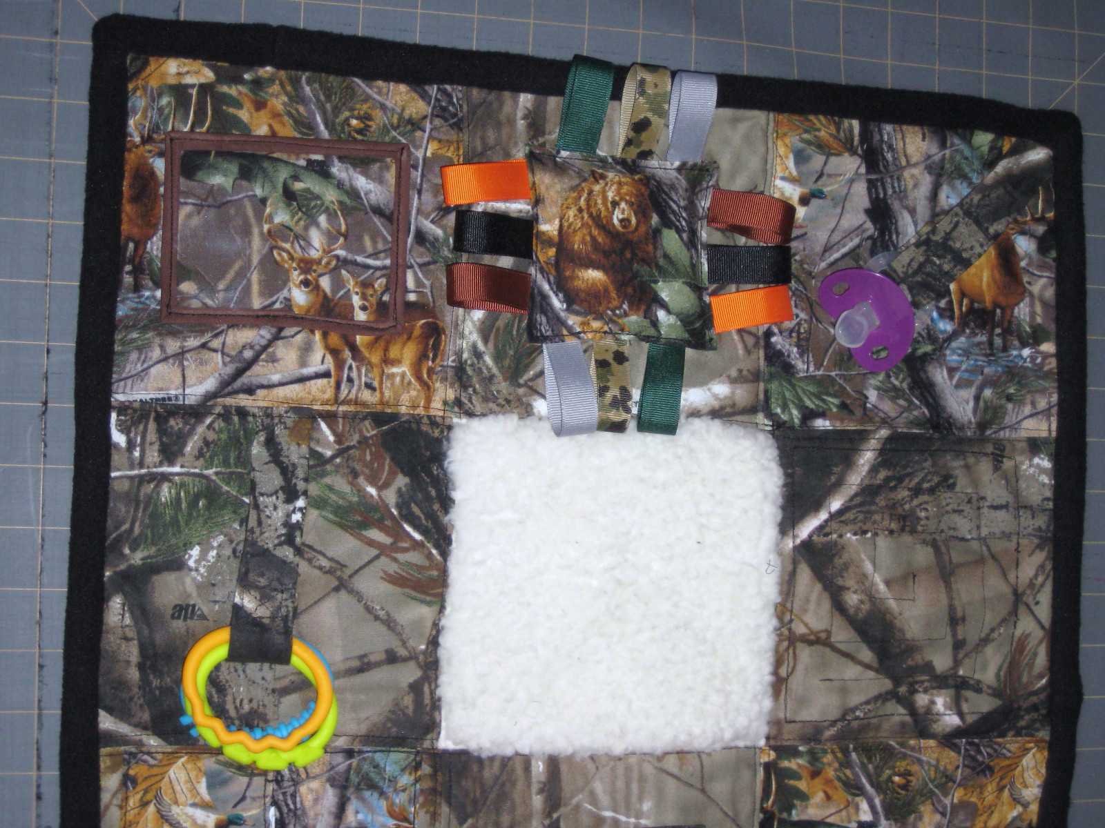 Real Tree Fidget Activity Blanket Quilt Dementia Alzheimers Baby Autism 18