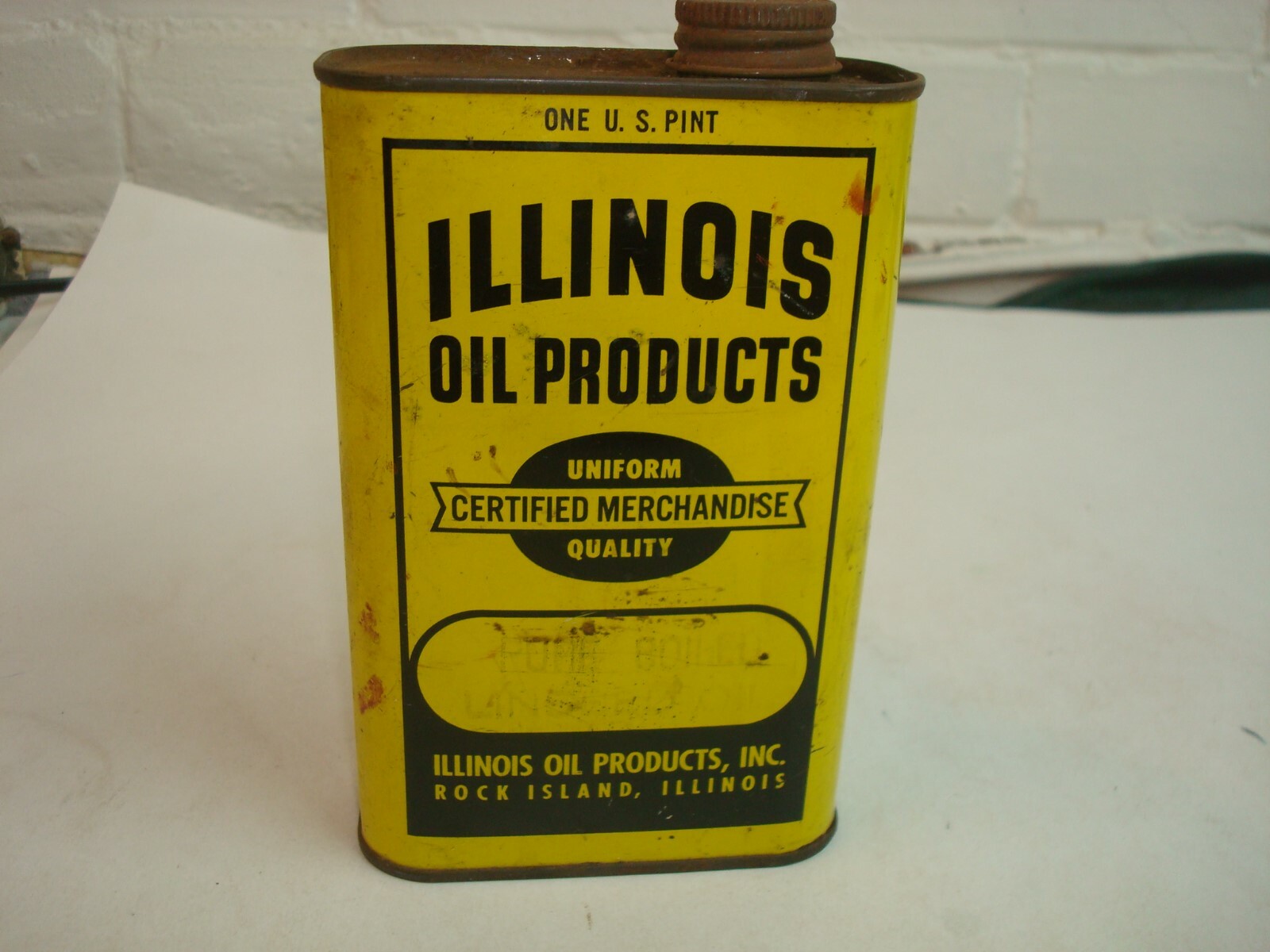 Vintage Illinois Oil Products Linseed Oil Can, Rock Island, Illinois