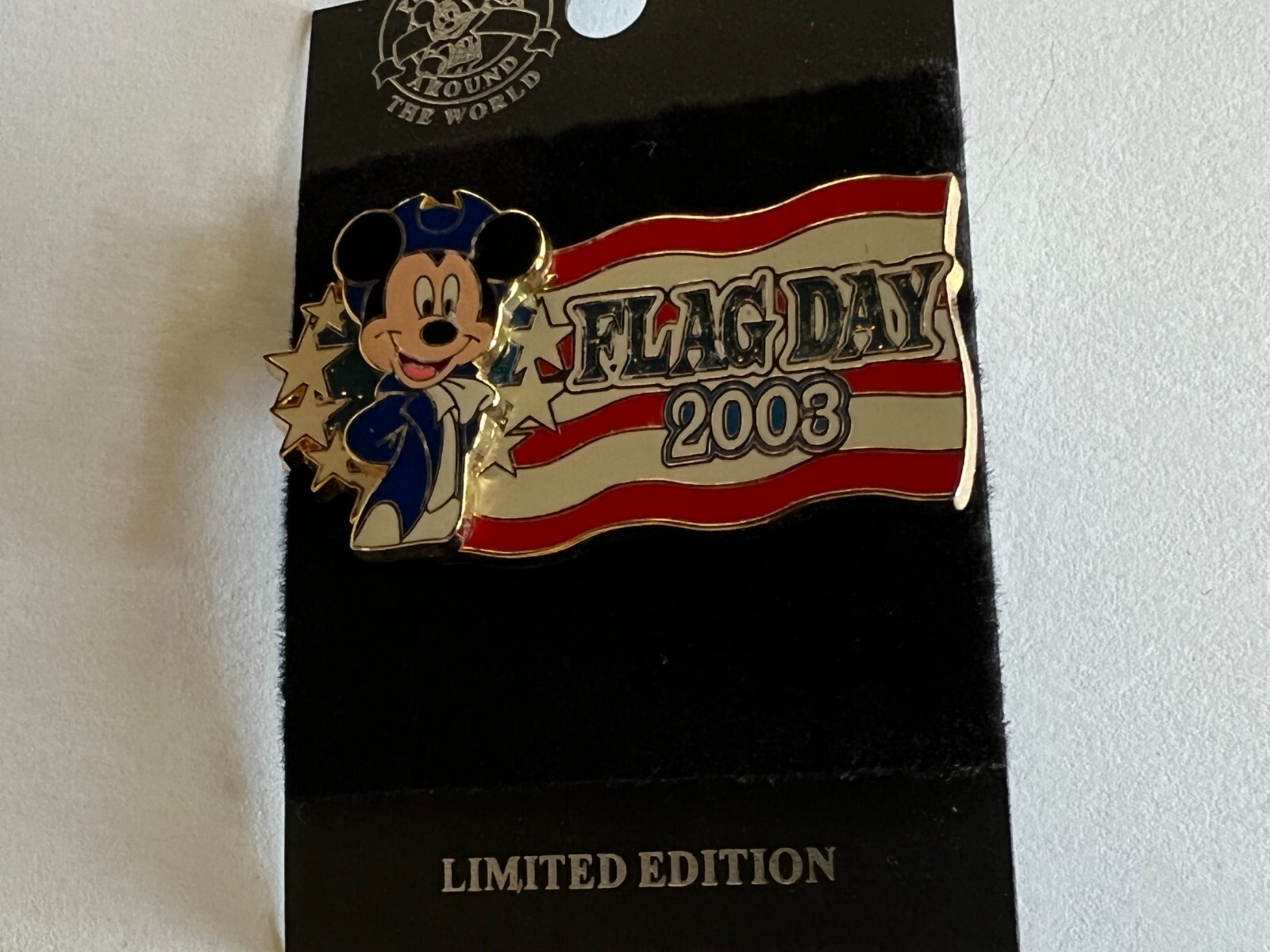 ミッキーのピーンバッチ DLR - Flag Day 2003 Mickey 3D Sparkle LE Disney Pin 22334 | eBay