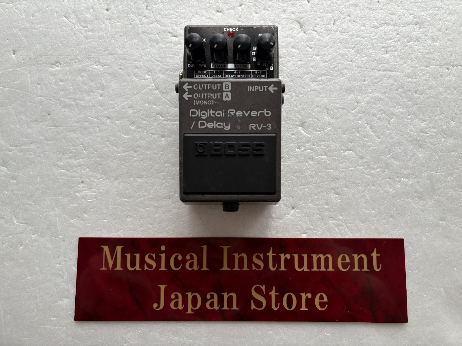 ギター BOSS RV-3 rv3_main.jpg