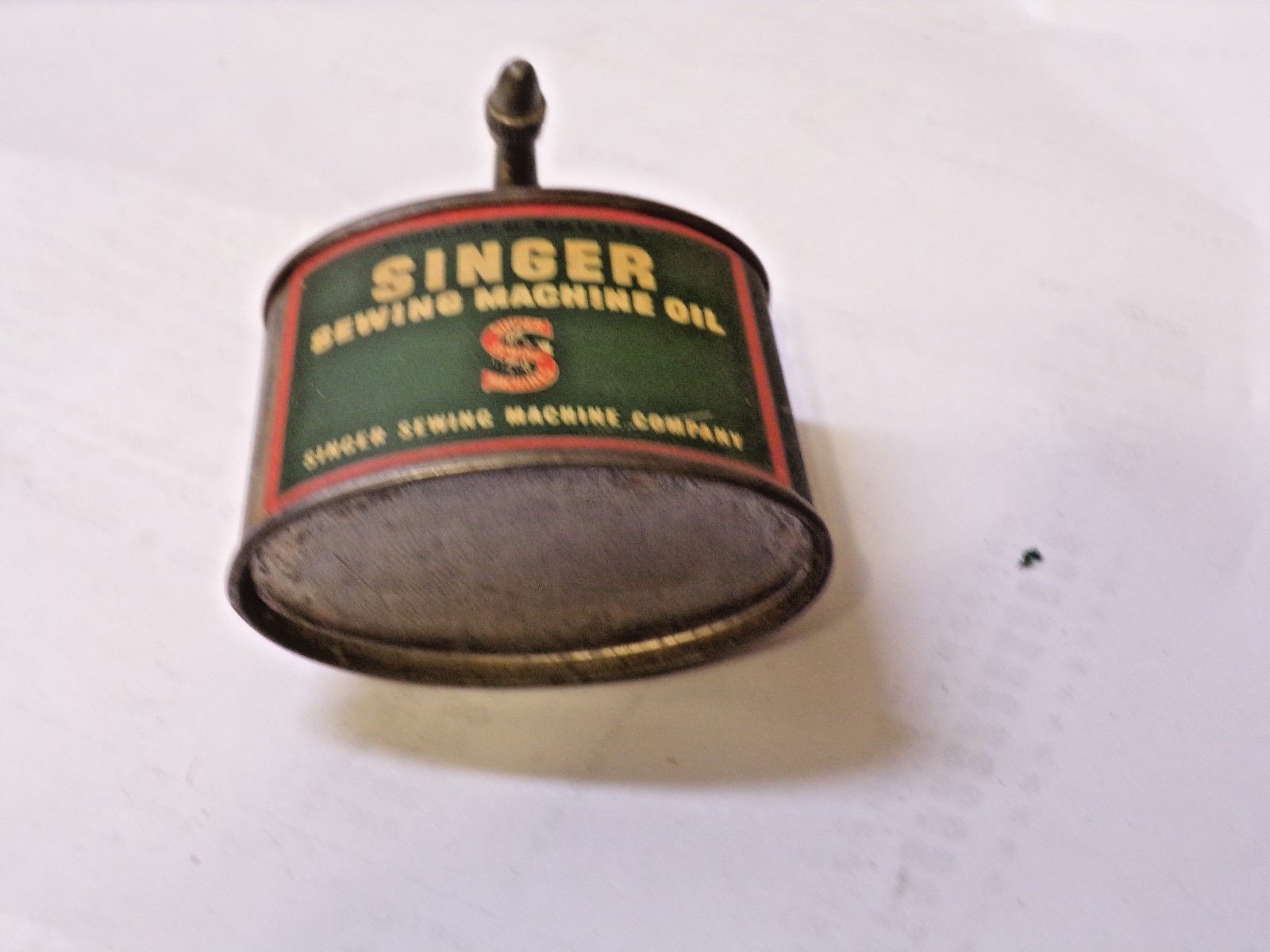 Small Old Singer Sewing Machine Oil Can with slanted swivel top Spout