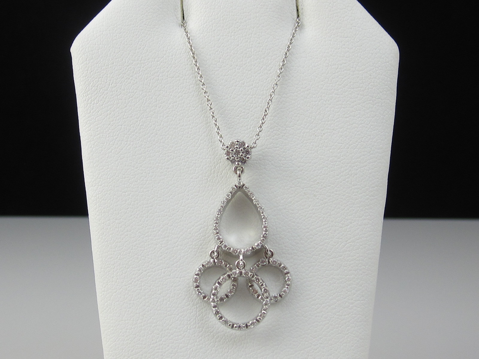 Diamond Necklace 18K White Gold Roberto Coin Fine Jewelry 17.75