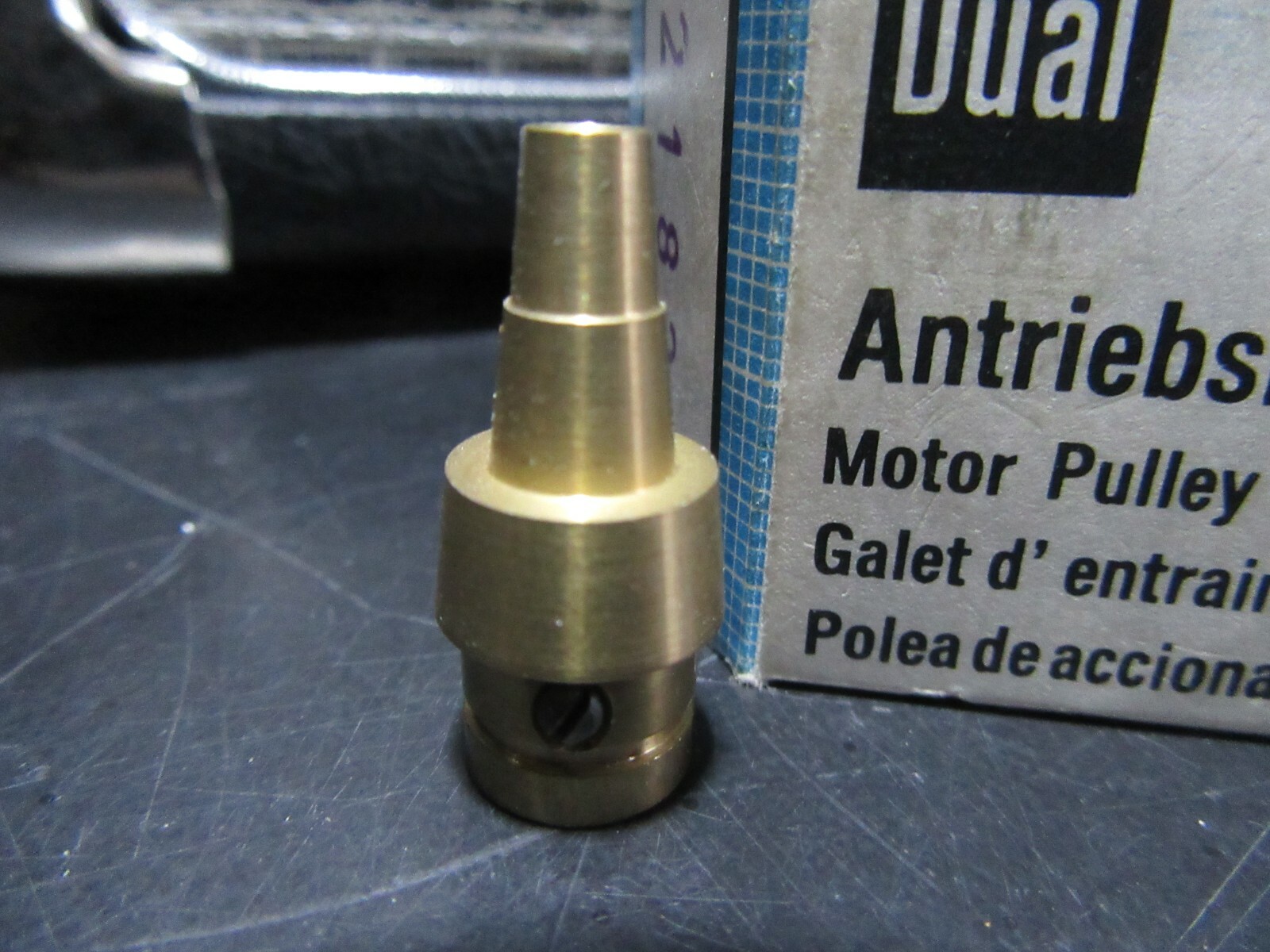 DUAL OEM # 218275 50HZ Motor Pulley for DUAL Turntable models 1219/1225