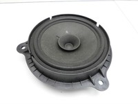 Dacia Duster II HM 18-21 Lautsprecher Rechts Hinten Dacia Duster II HM 18-21 05.07.2019 28156BR00A gebraucht Vorschau 2