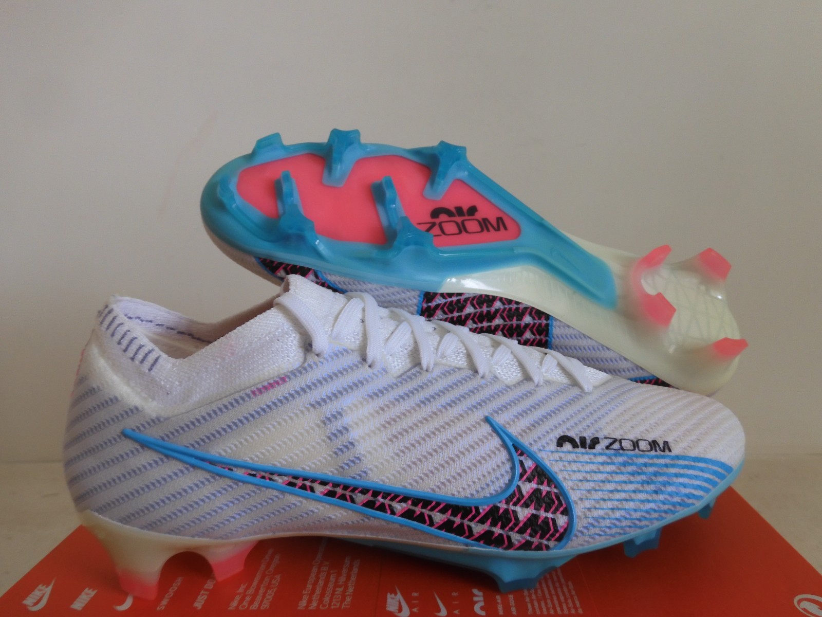 【美品】NIKE ZOOM VAPOR 15 ELITE FG Nike Zoom Mercurial Vapor 15 Elite FG Ready Pack for Sale