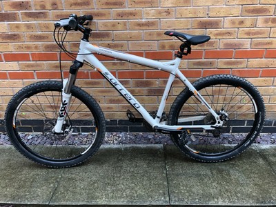 carrera kraken 16 inch