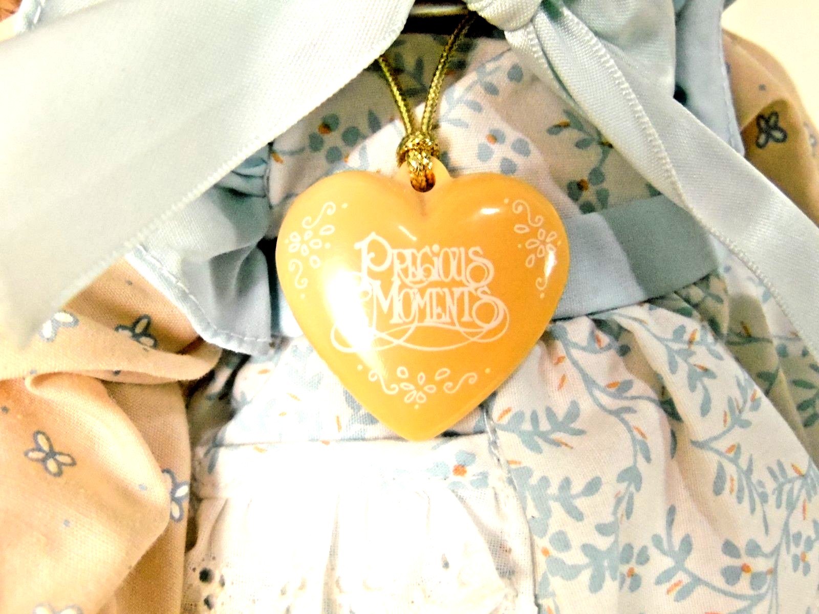 Precious moments doll vintage 1985 HEDI Applause brand 13 inches tall       XU2