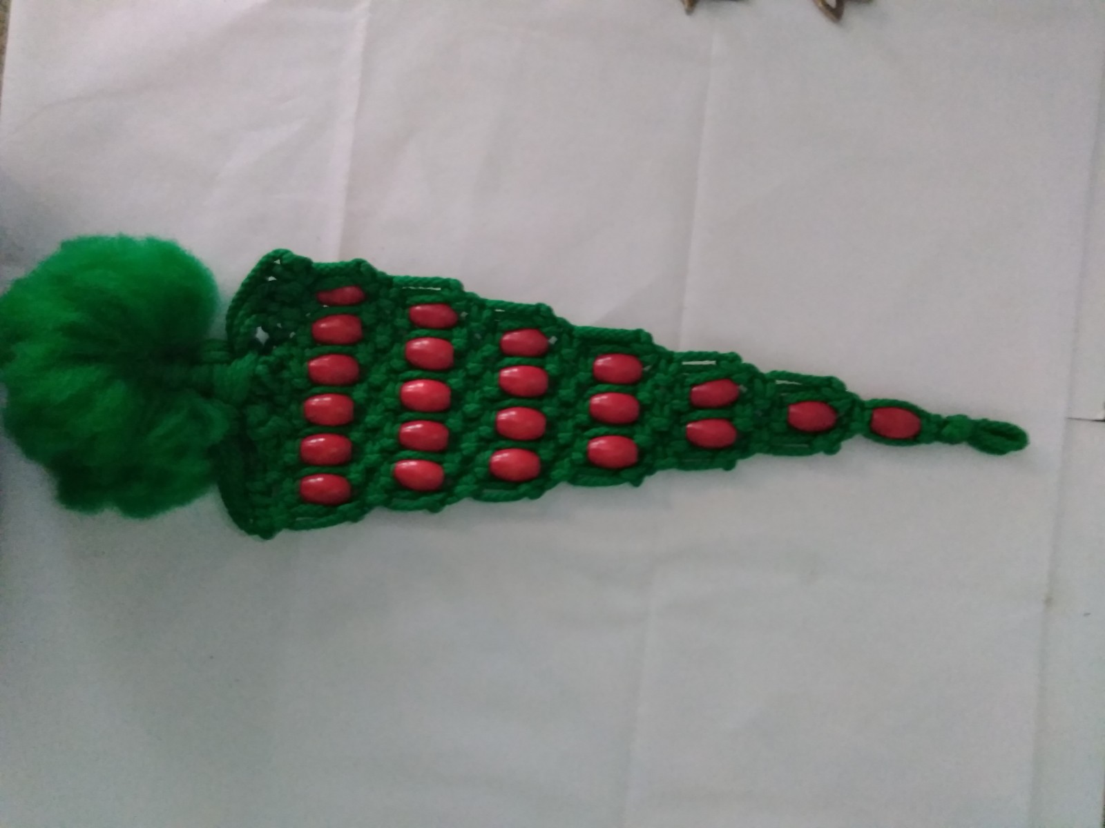 Vtg Macrame Green Christmas Tree Wall Hanging Red Bead balls Mid Century