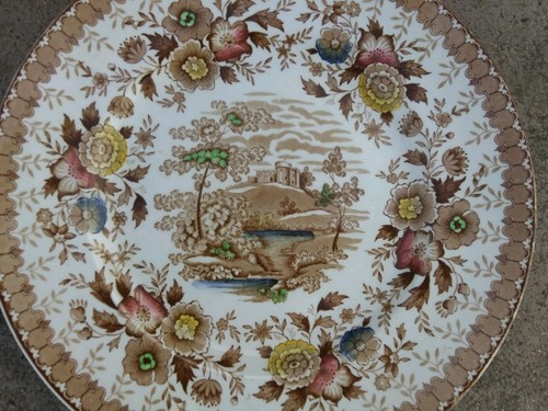 Ridgway WOODLAND White Background Dinner Plate Staffordshire England