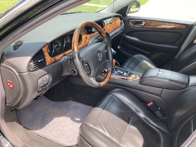 image 3 of interior