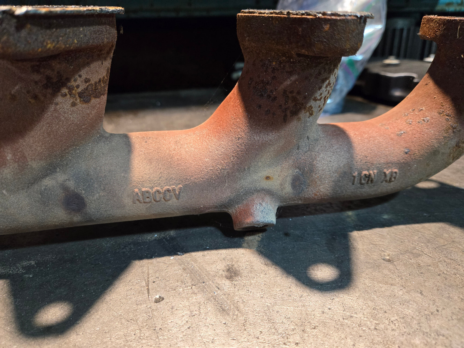 5441580 CUMMINS 6.7L EXHAUST MANIFOLD 2020 RAM 5500 68444859AA - Picture 9 of 10