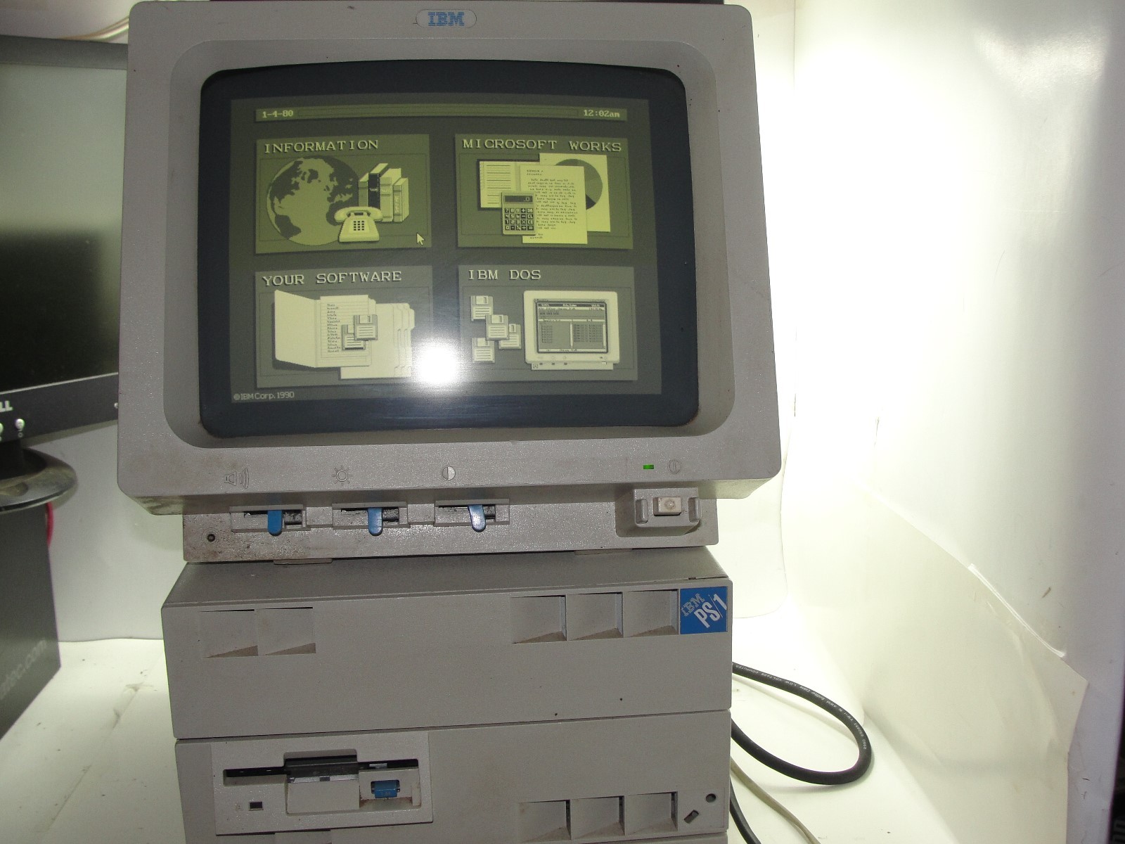 Vintage IBM PS1 Desktop Computer